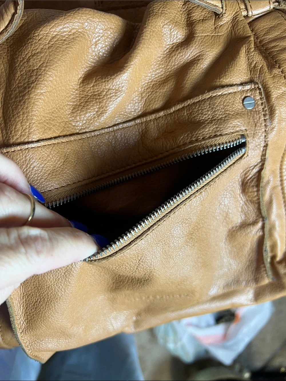 Liebeskind Berlin ] Women's Tan Leather Tote Handbag - Classic Everyday Carryall
